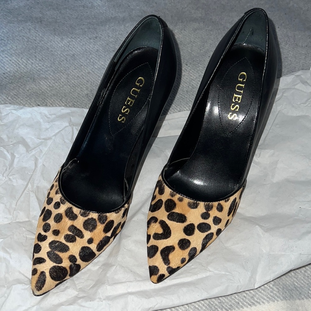 Guess Pumps/Heels